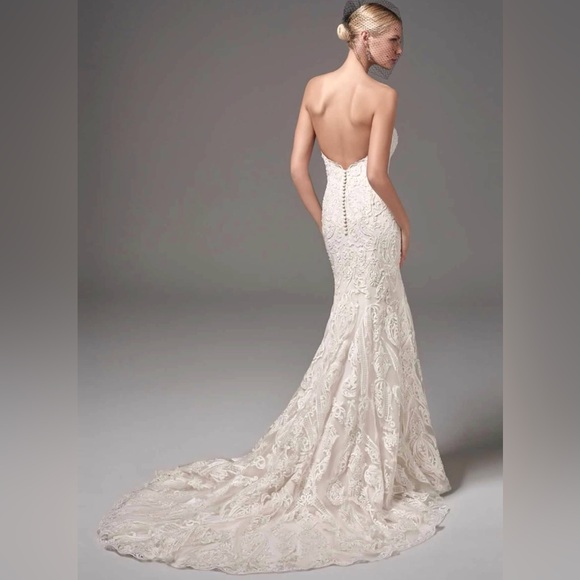 Wedding Dress NWT - Never Worn & Not Altered - Picture 2 of 13